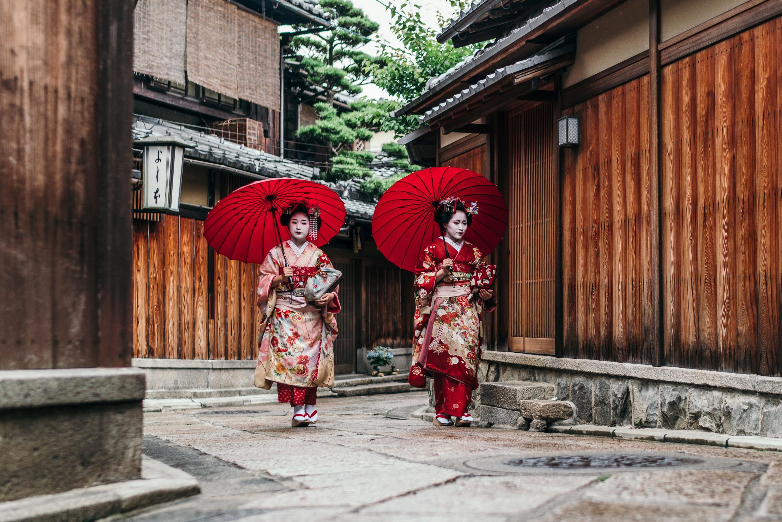 Maiko geisha in Gion Kyoto.