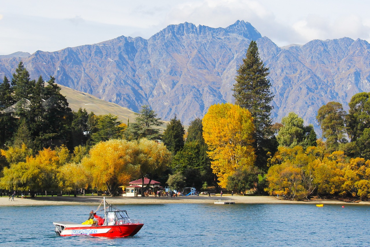 Jet boating blends high-speed adventure with Lake Wakatipu's inspiring alpine views.