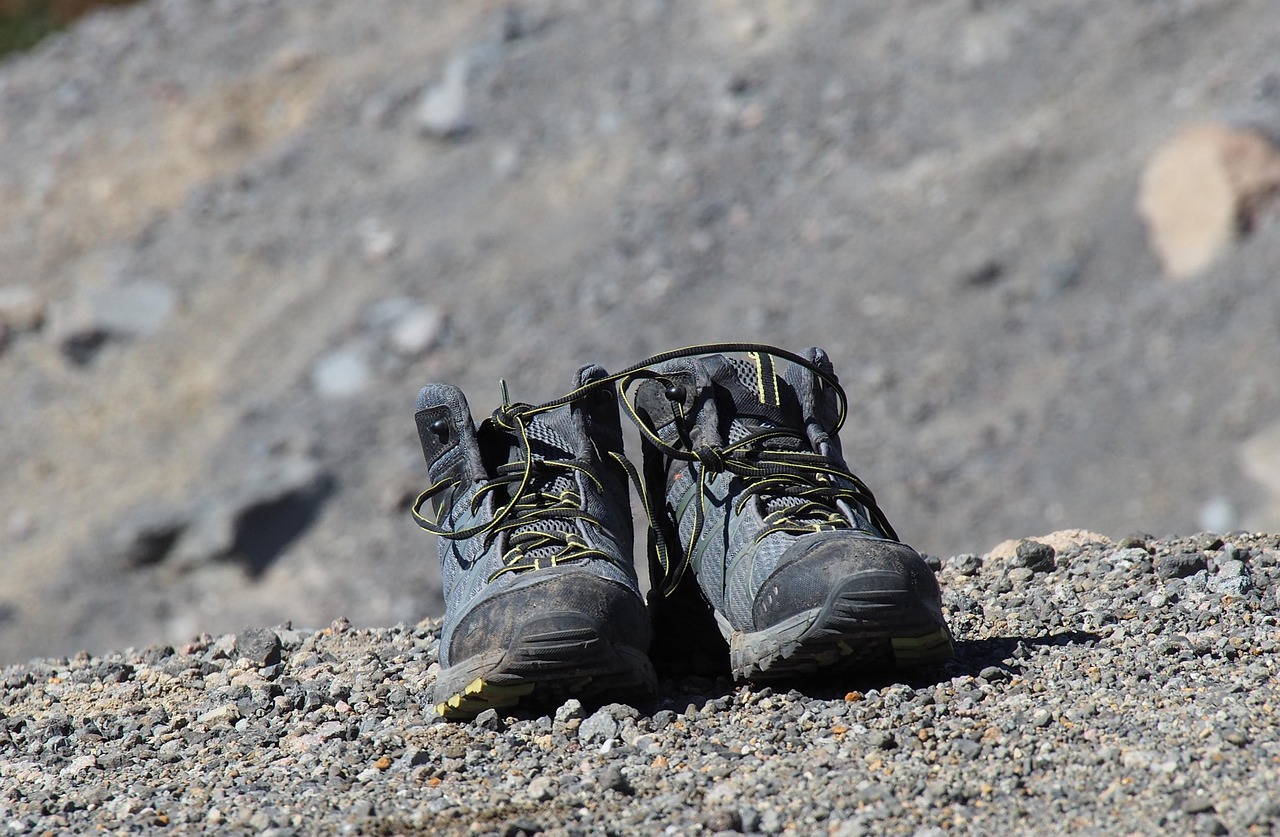 Adventure in every direction – Discover iconic trails and wild landscapes.