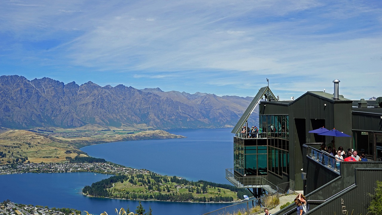 Soar above Lake Wakatipu for iconic Queenstown views from the Skyline Gondola — an unmissable luxury adventure.