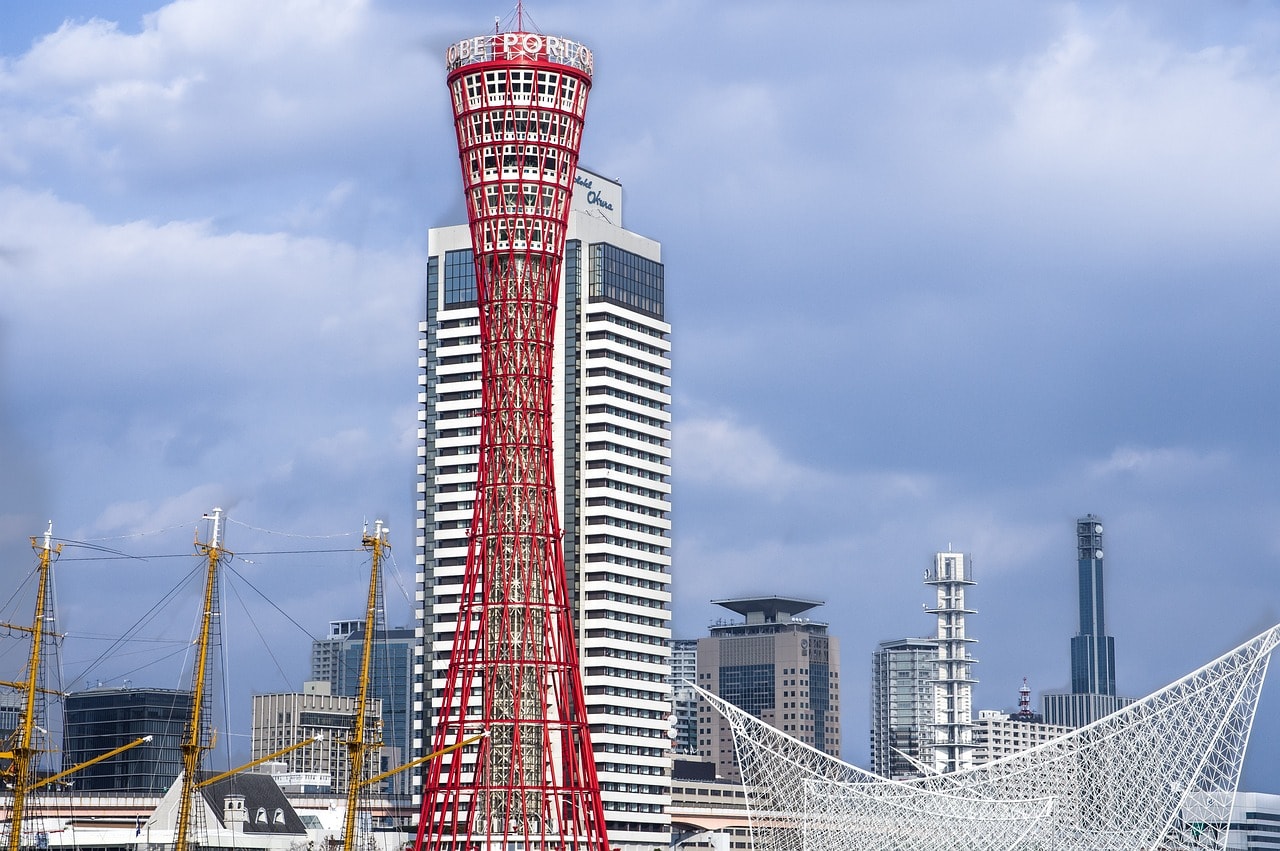 he night view from the tower is known as the "10 million dollar night view".