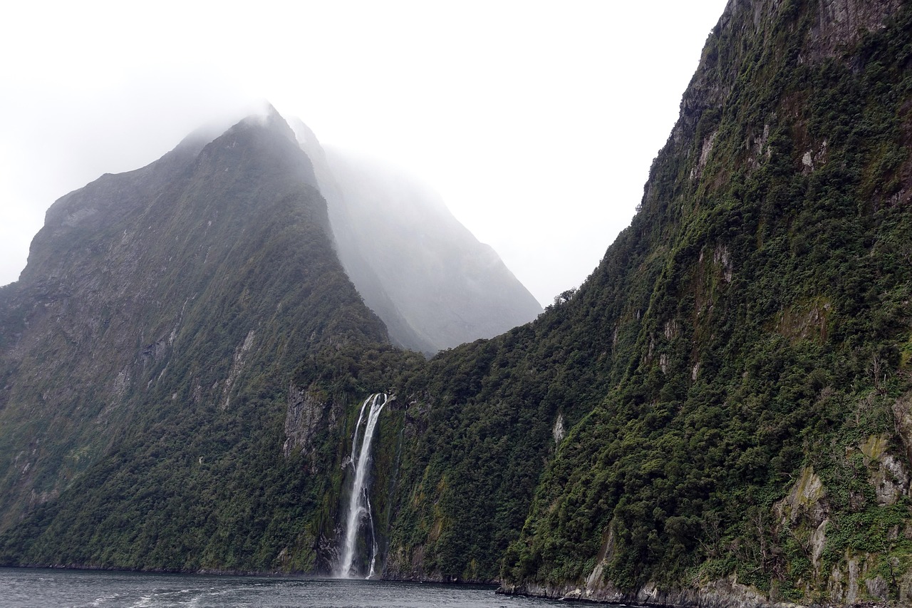 The breathtaking cascade and verdant surrounds of Wairere Falls await the nature-loving traveller.