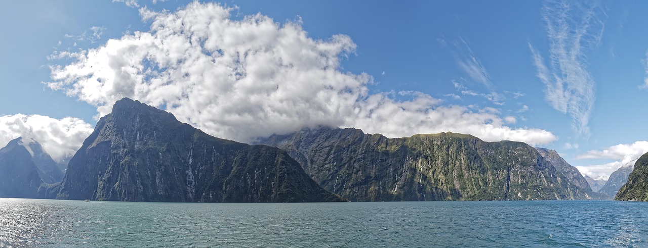 Milford Sound: the jewel of New Zealand’s natural wonders.