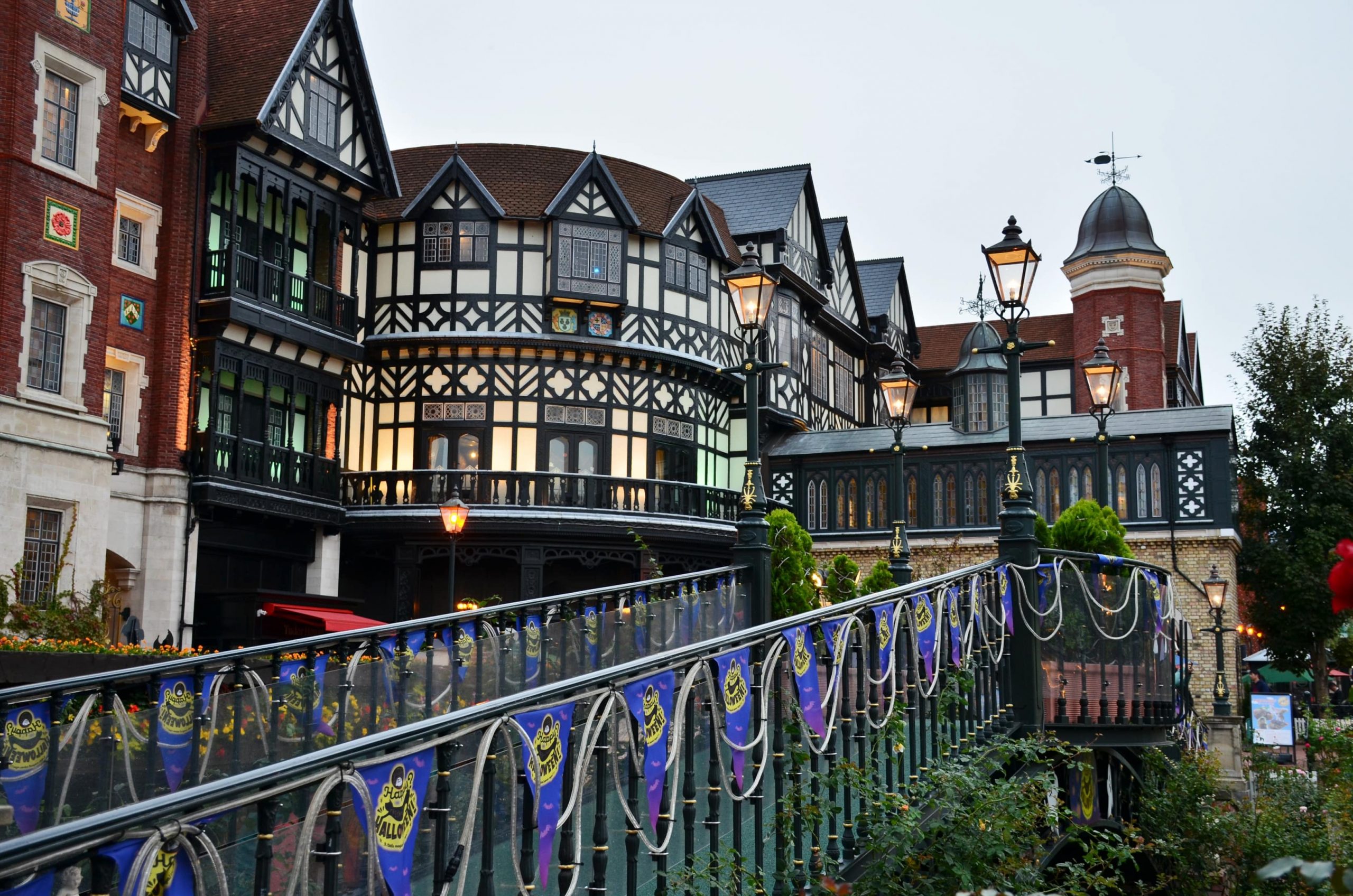 The park has a museum that details the history of chocolate and displays antique cups.