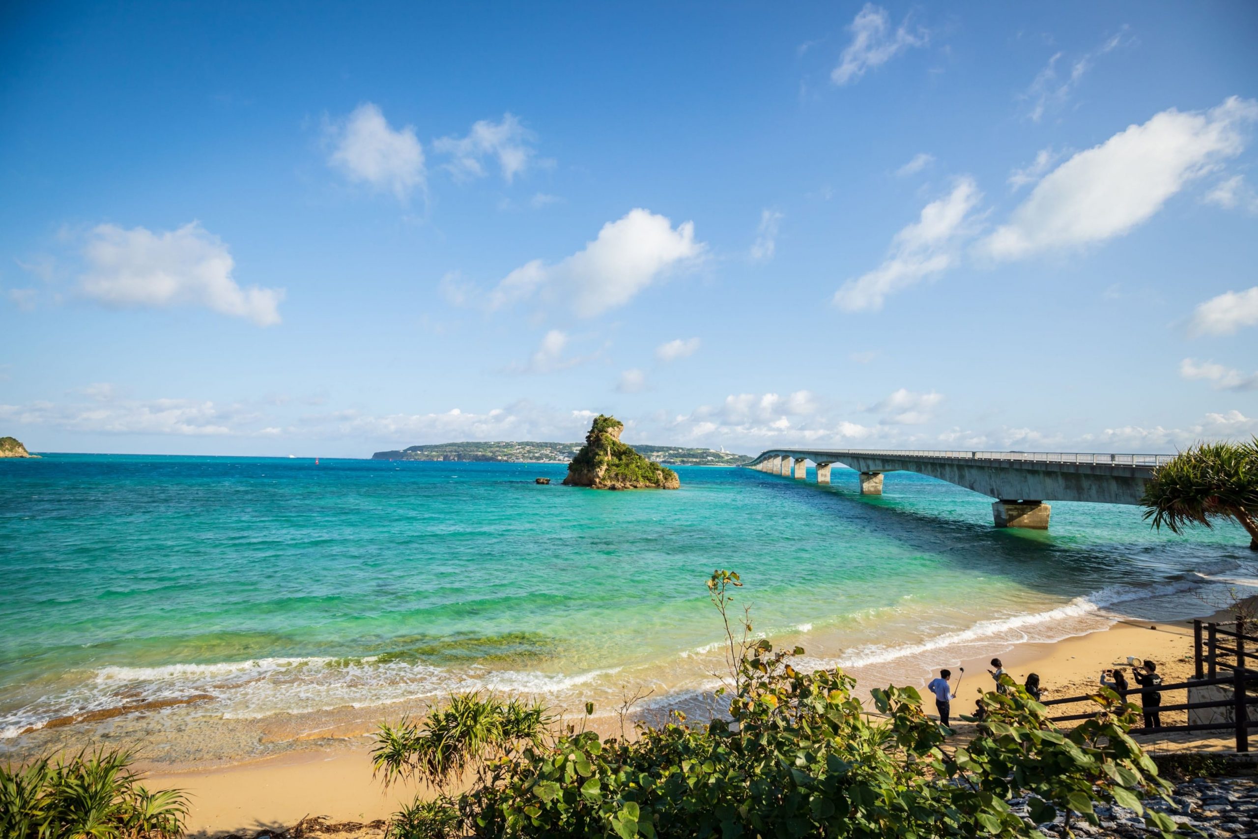 An observation tower that offers a panoramic view of the bridge and the surrounding ocean.