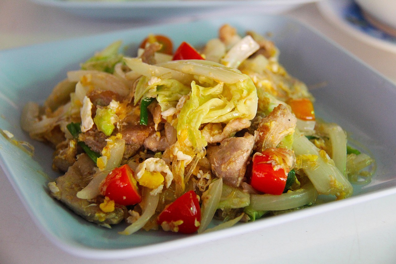 Experience Thai culinary artistry with personalised chef dinners set in exclusive beachfront locations.