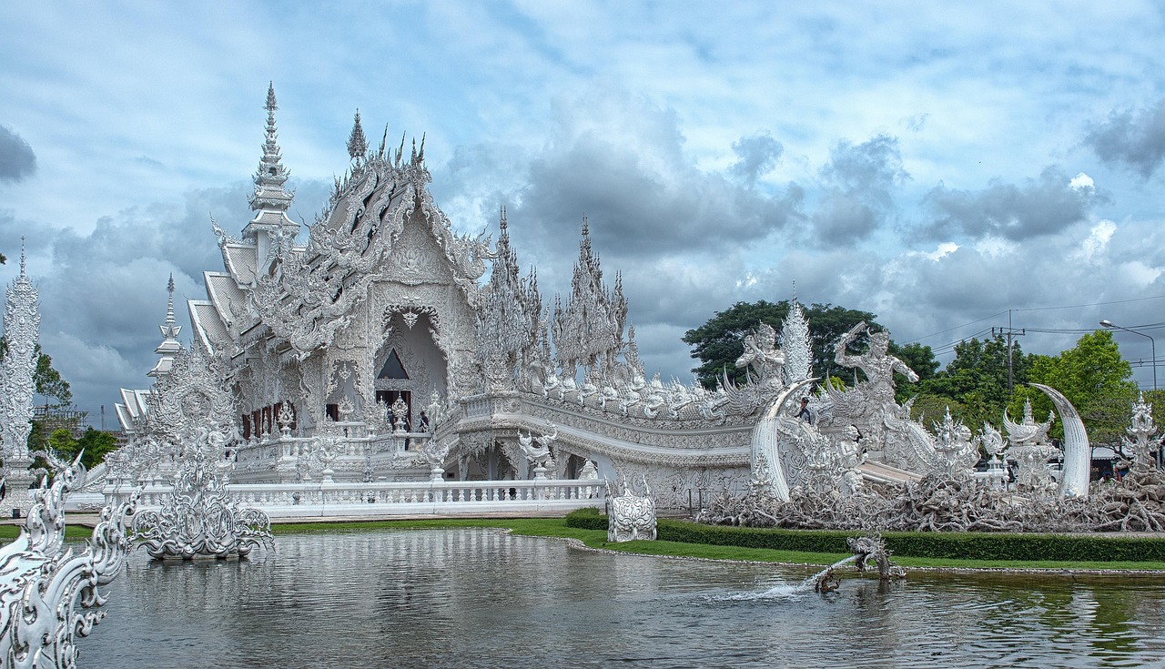Enjoy a seamless visit to the White Temple by planning ahead and following local tips.