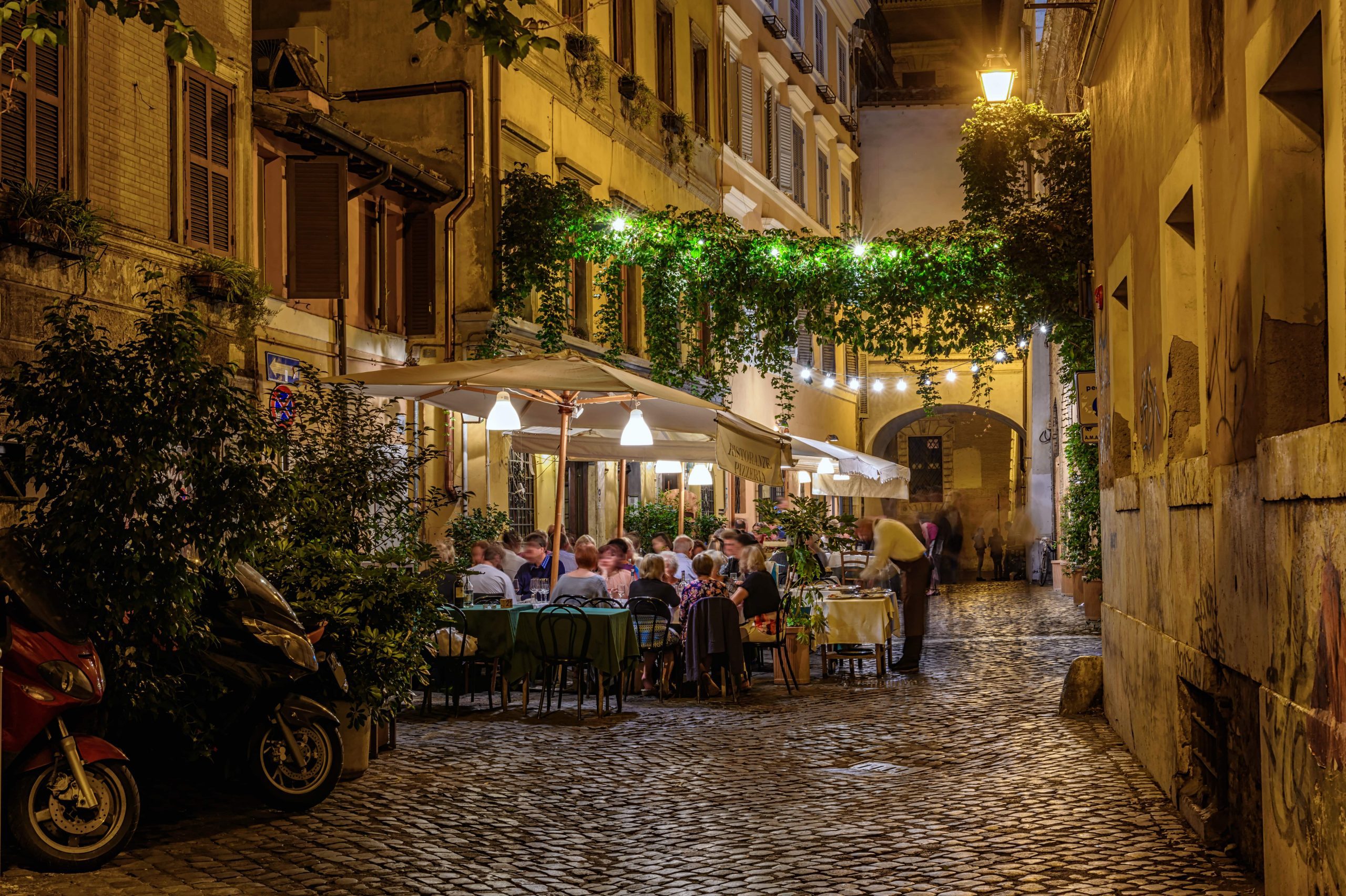 Enjoy amazing Italian Food in Rome.