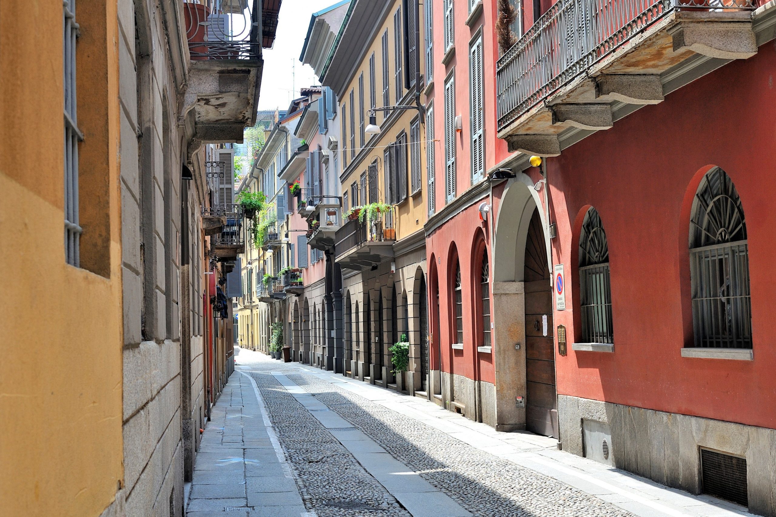 The cultural life of the neighborhood largely revolves around the historic Palazzo Brera.