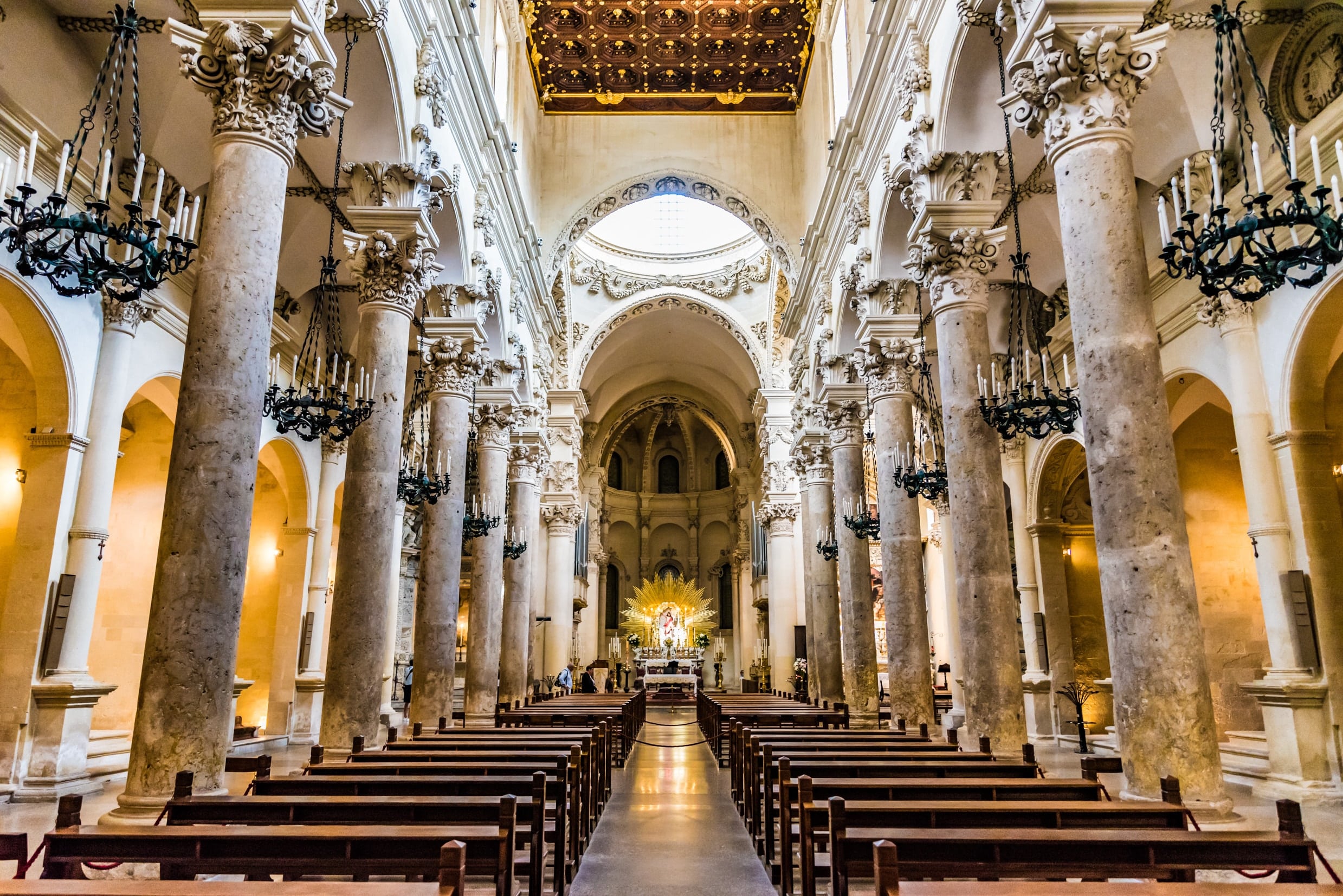 The basilica is most famous for serving as the final resting place for many illustrious Italians.