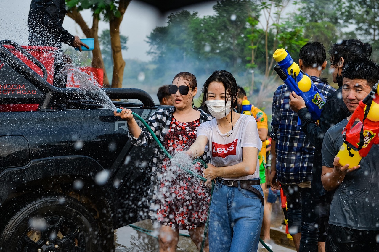 Songkran at Wat Phra Singh bursts with festive colour, laughter, and local customs.