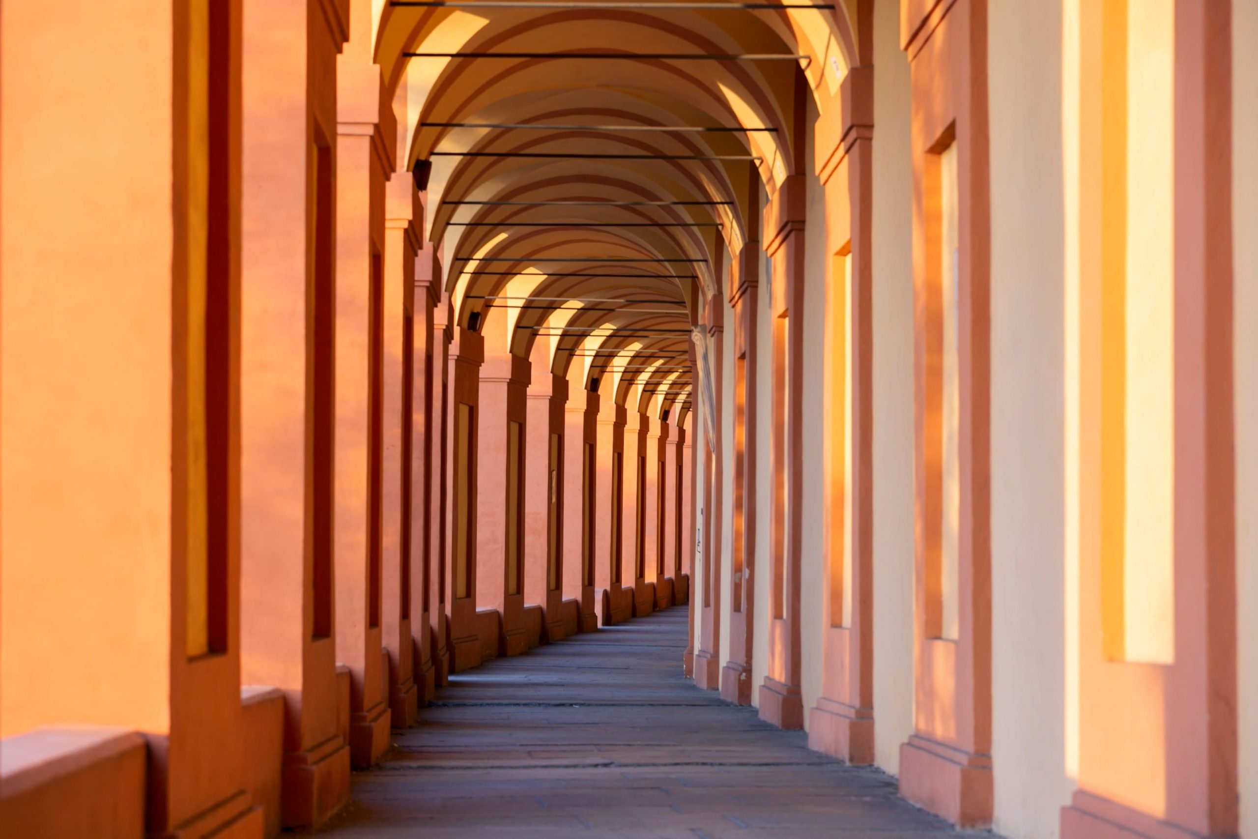 It is the longest portico in the world, stretching about 3.8 km and consisting of 666 arches.