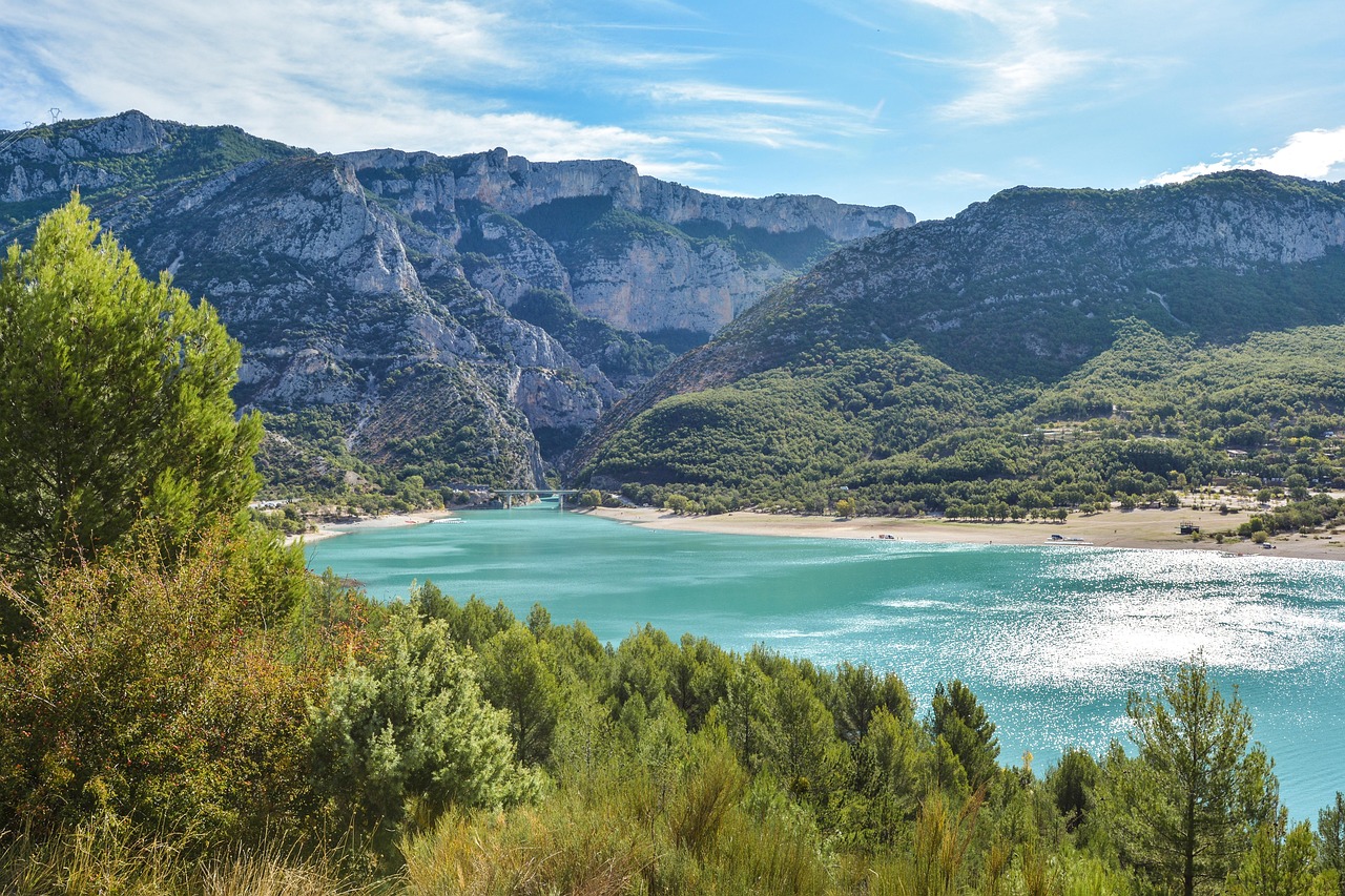 Experience the grandeur of Verdon Gorge – nature’s masterpiece in France.