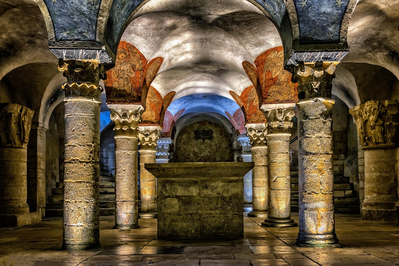 The peaceful crypt of the Lower Basilica is the final resting place of Saint Francis.