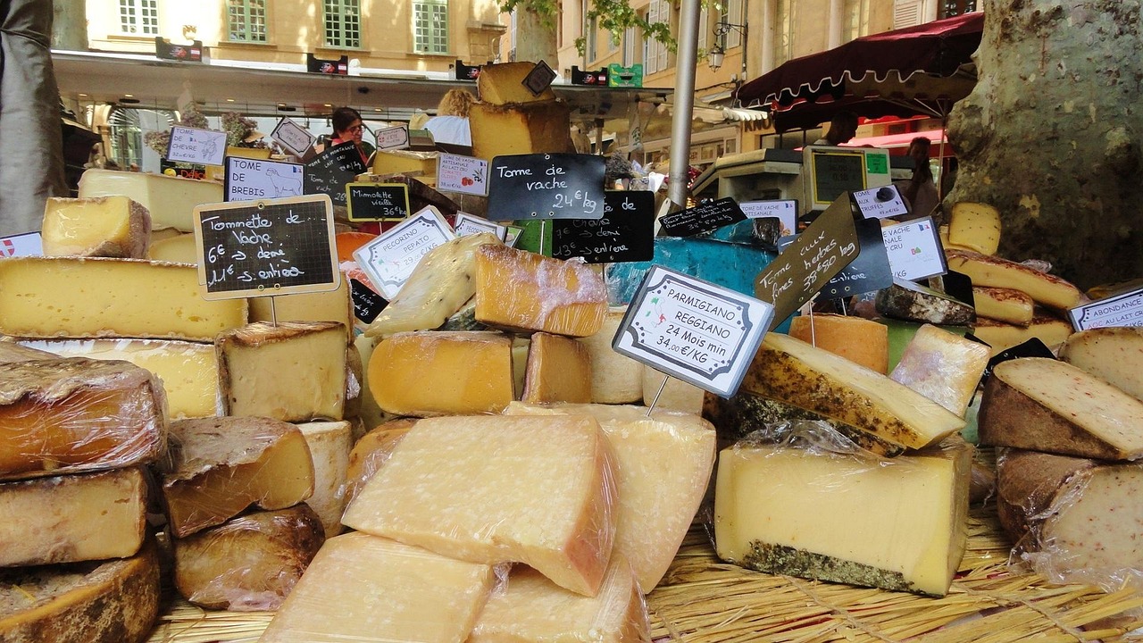 Dive into Provençal cuisine: cheeses, tapenades, and market-fresh delights.