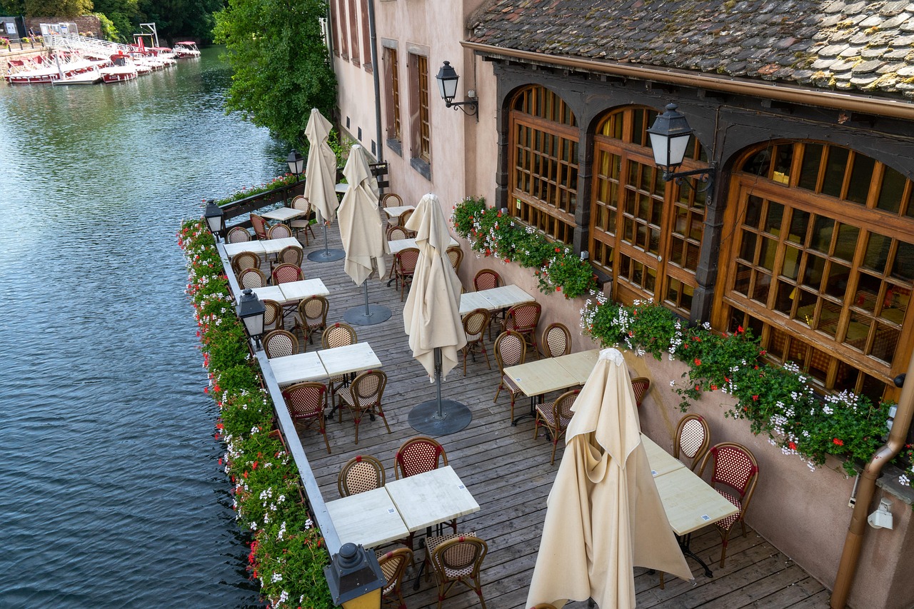La Petite France: a storybook district where canals and pastel houses reflect centuries of Strasbourg’s heritage.