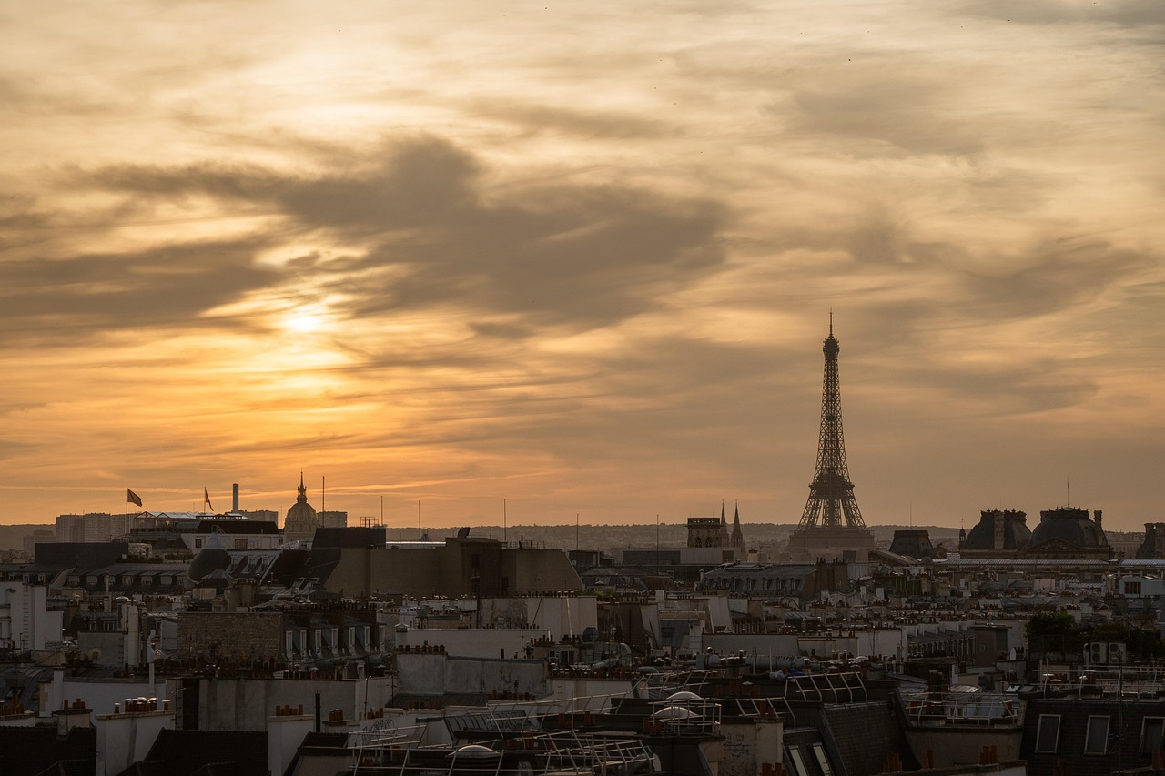 The Eiffel Tower landmark experience designed for intimacy at sunset