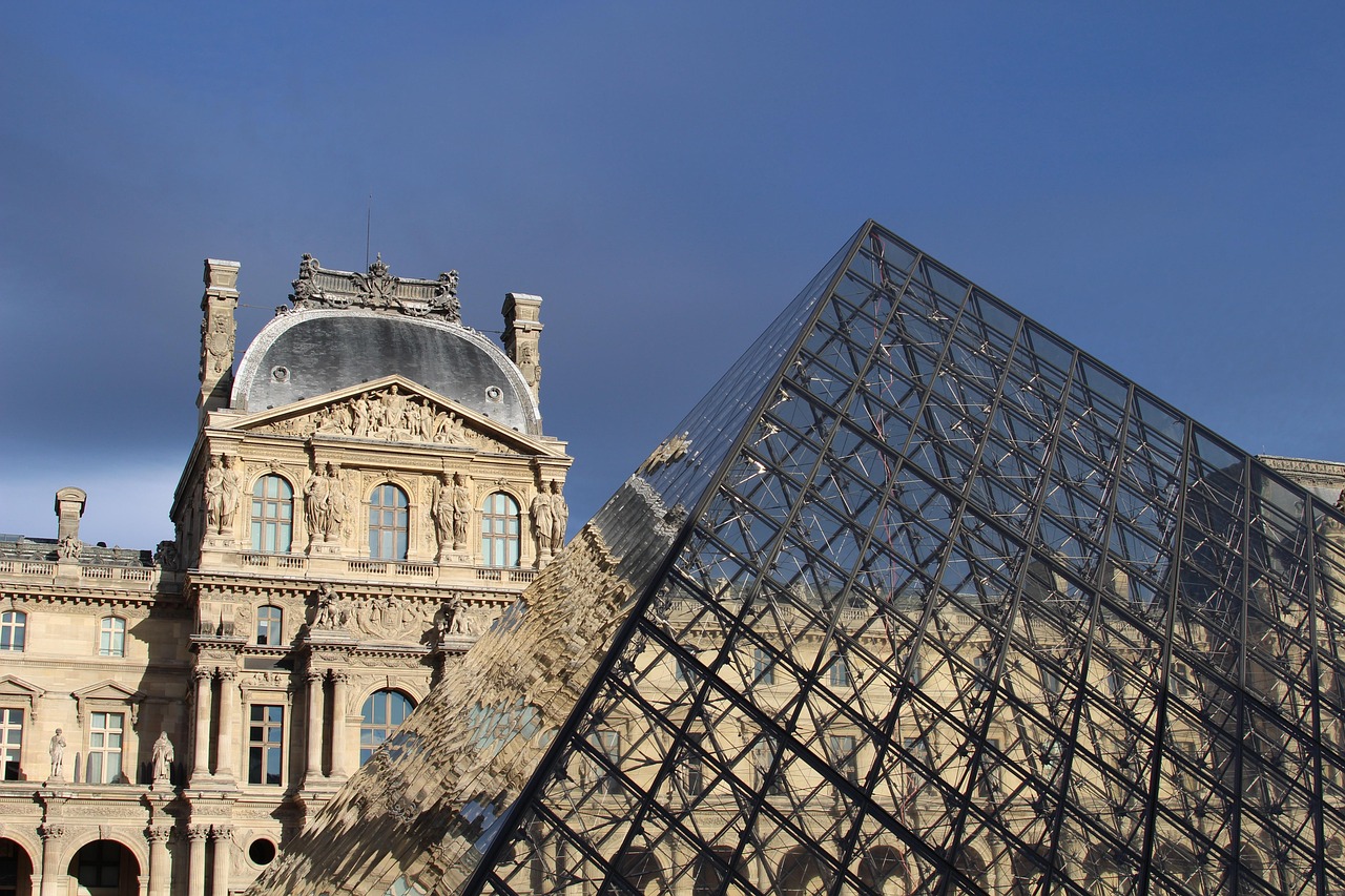 Museums in Paris with a Private Louvre Museum Experience, curated masterpieces without the crowds