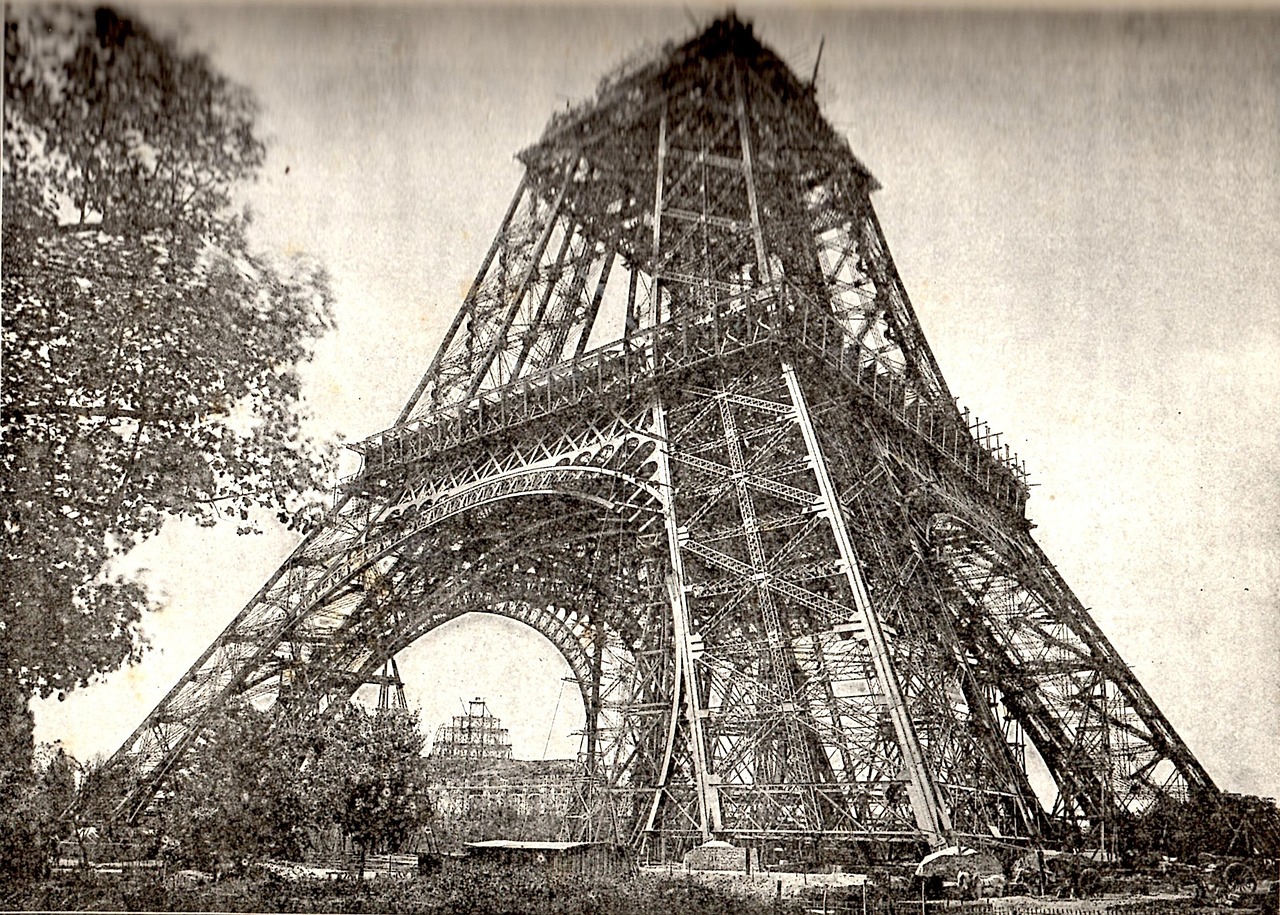 Facts about the Eiffel Tower from 1887 to 1889 during construction in Paris