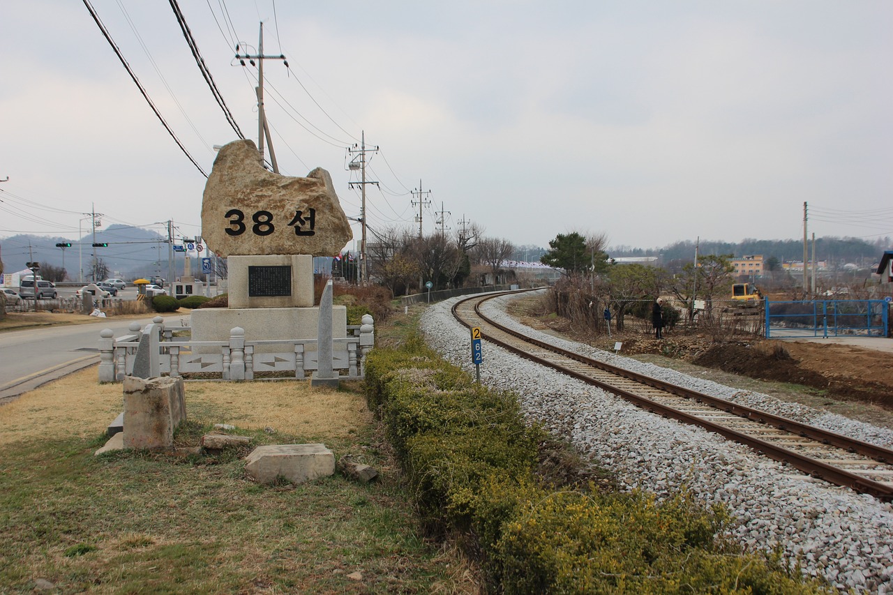 A Private Day Trip to the DMZ and Demilitarized Zone with expert context