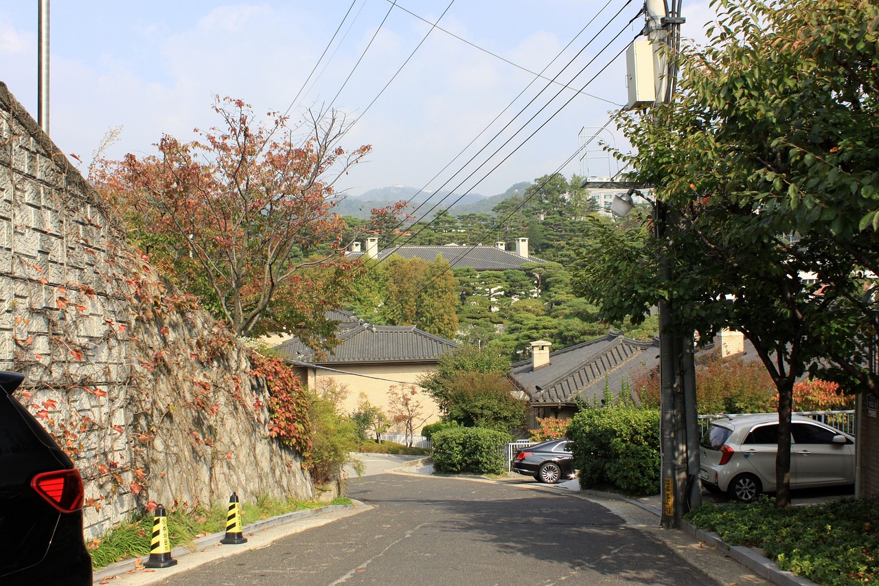 Bukchon Hanok Village calm alleys and local craft in Seoul during April