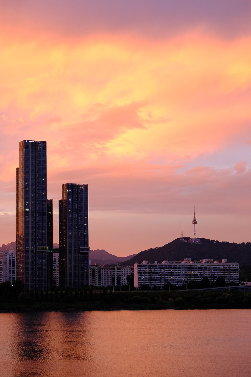Explore Seoul in July curated icons and high-end moments at sunset