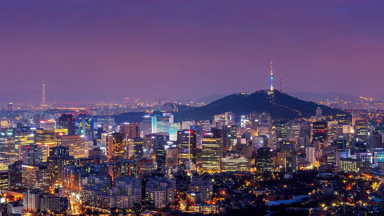 Why Contiki South Korea Works for High End Travel with a calm skyline-led arrival in Seoul