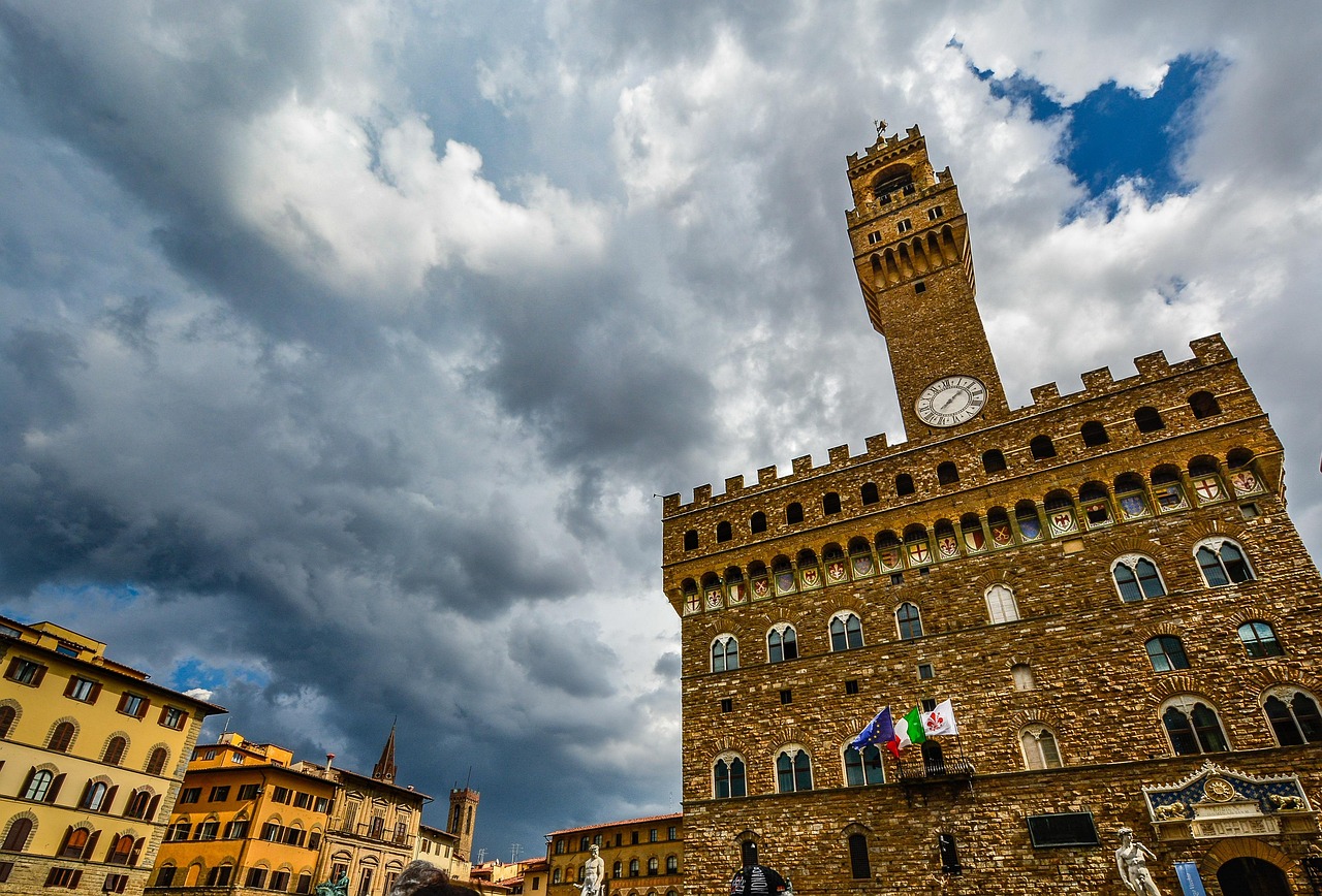 Palazzo Vecchio and the Living Renaissance in the City Centre at Piazza della Signoria