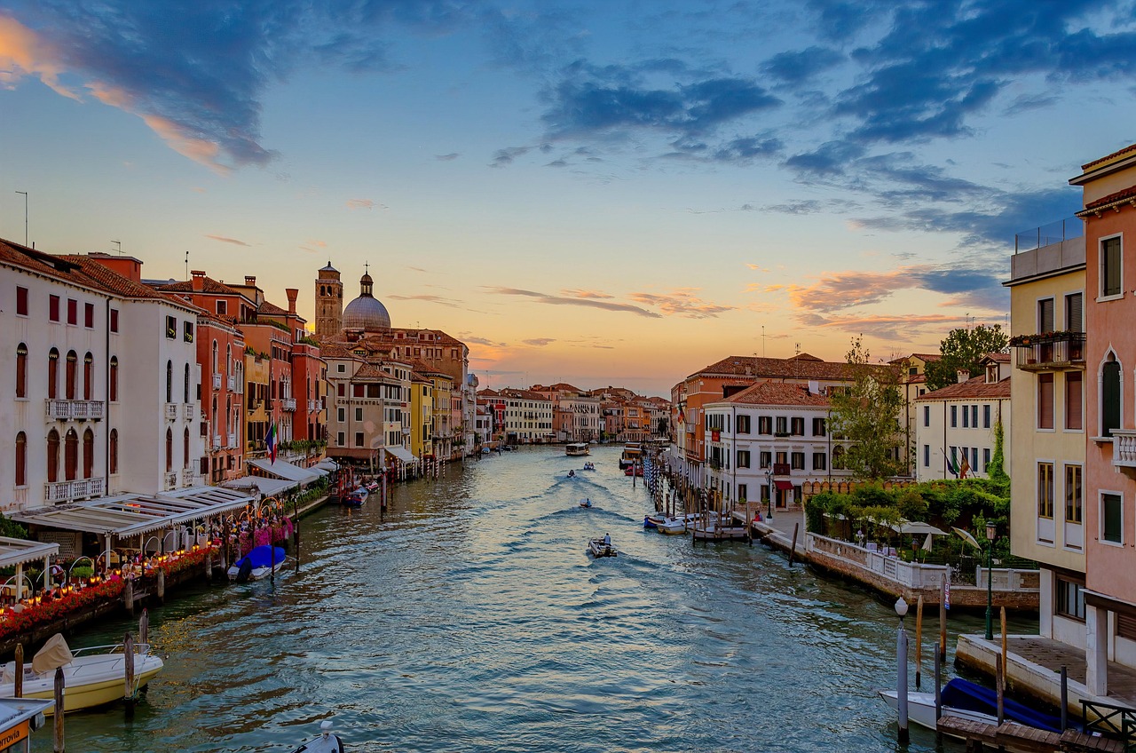 Venice at Sunset Places to See Along Every Canal with a gondola ride