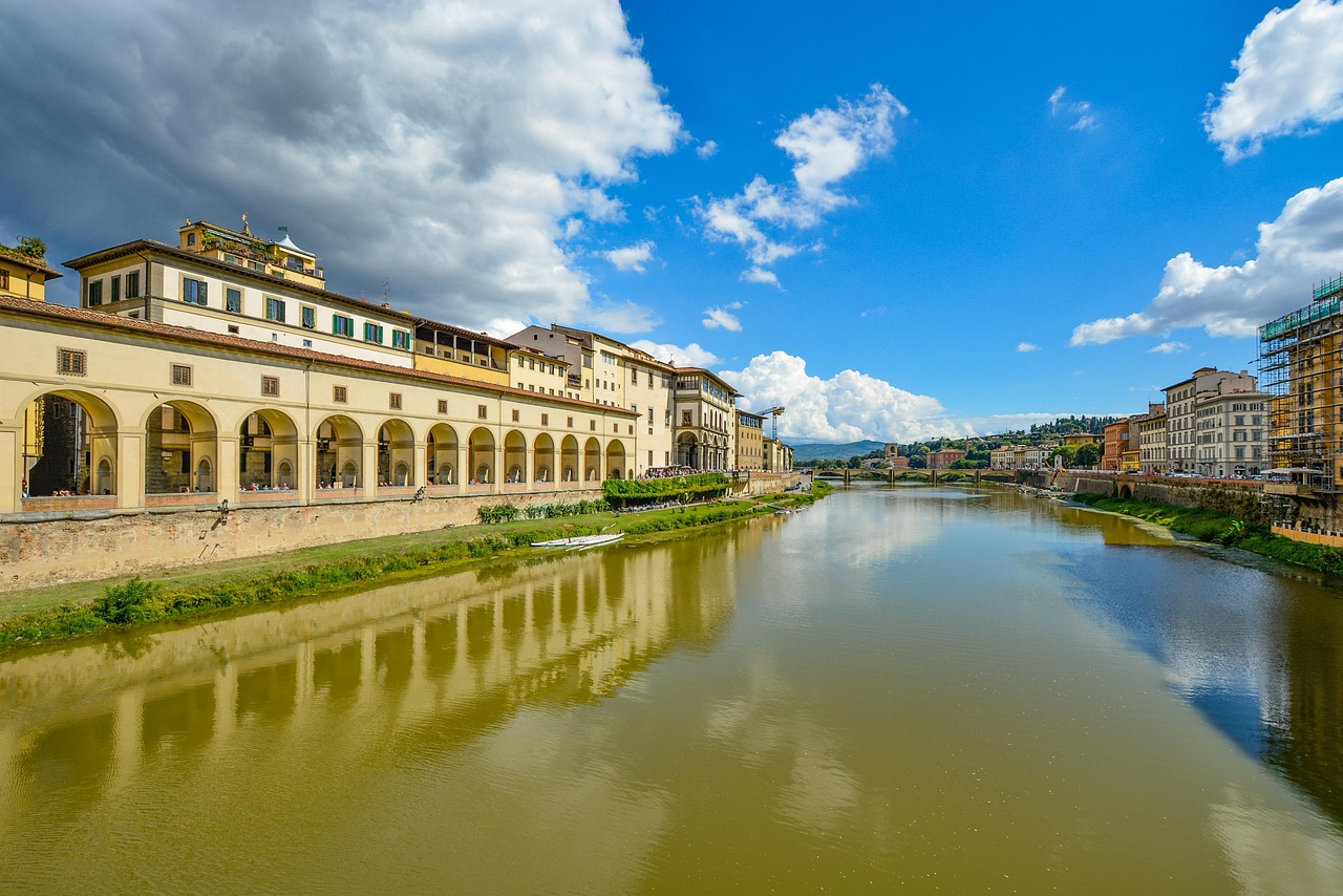 Design a Seamless Uffizi Day Around Florence Views from Piazza della Signoria to the Arno River