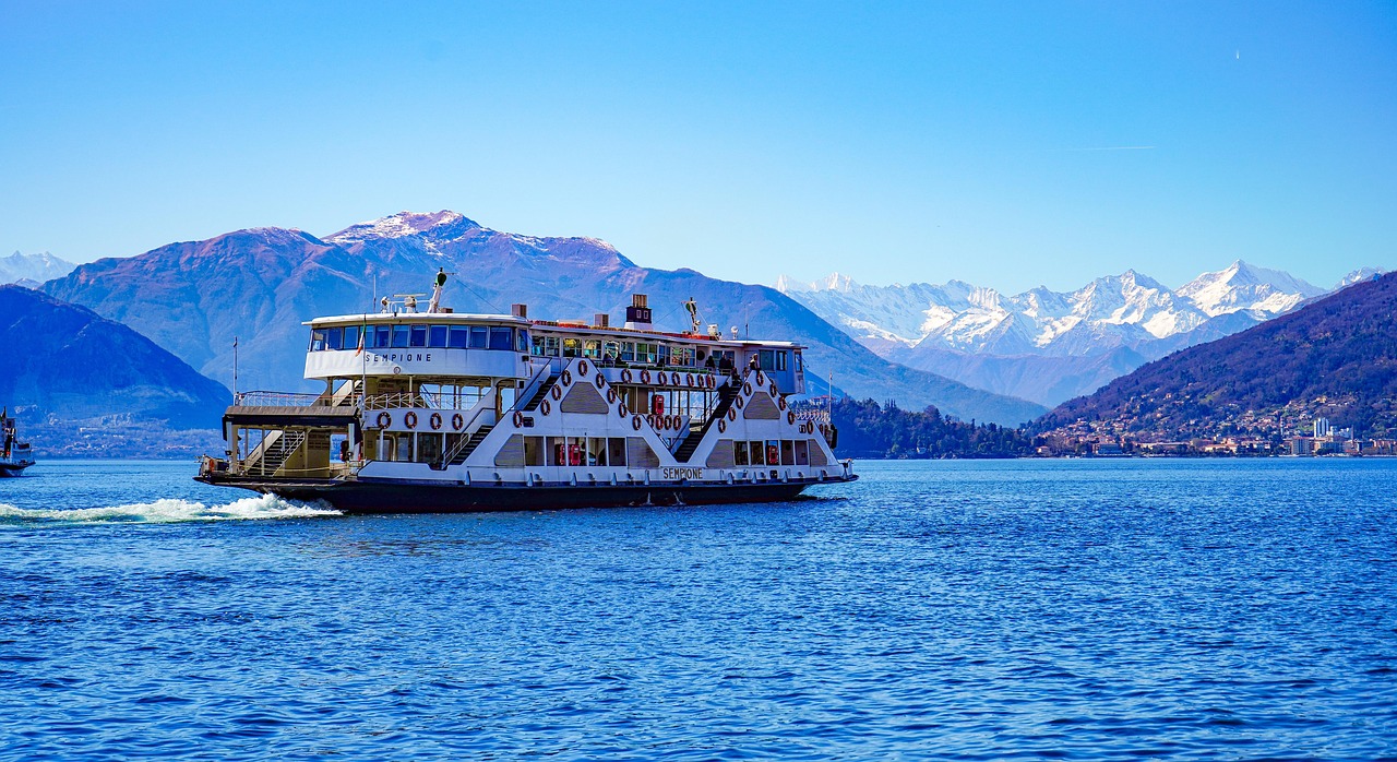 Planning your visit Lake Maggiore timings routes and ferries for visit lake maggiore from Milan Malpensa Airport ferry lake cruises