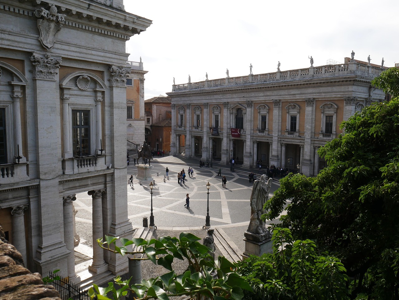 Capitoline Museums and views over the Roman Forum