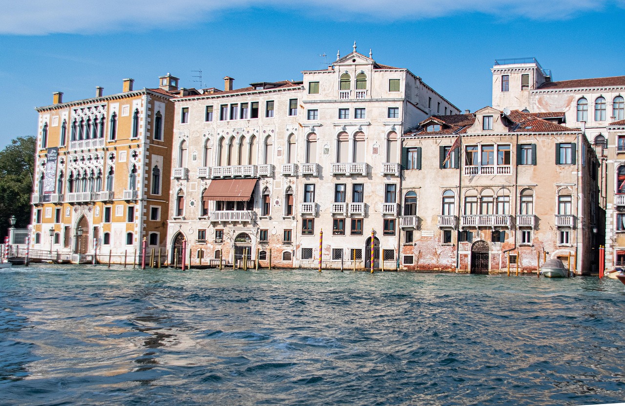 Get to Venice in Seamless Style from Airport to Palazzo Check-in