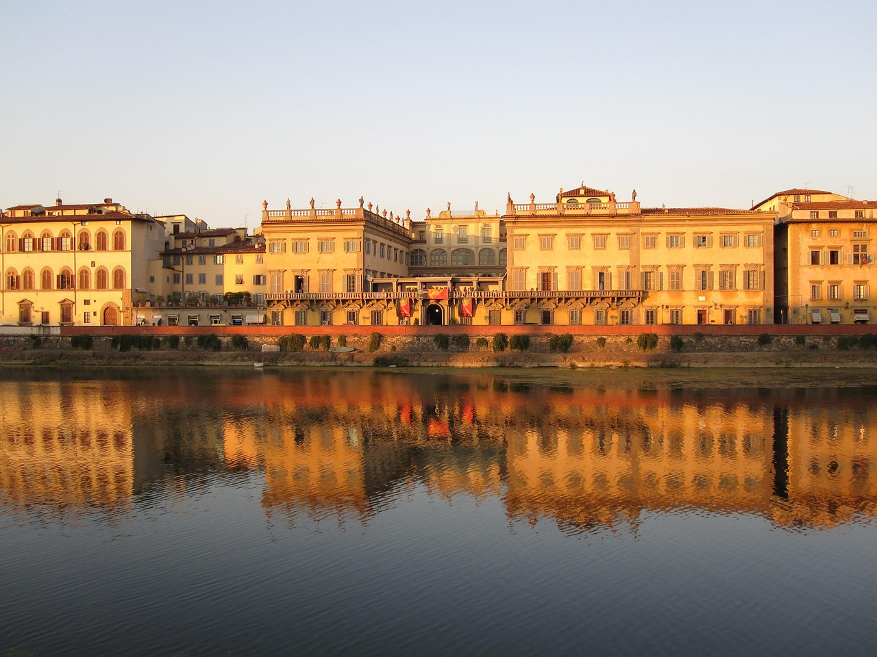 Florence food and crafted experiences by the Arno, from Michelin-star dining to garden afternoons