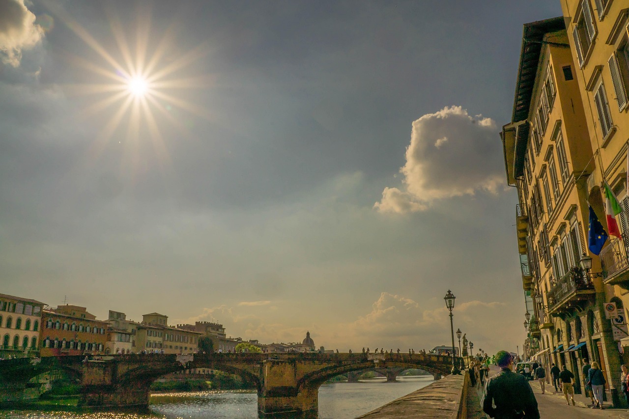 Things to See in Florence From Ponte Vecchio to Palazzo Pitti in the early morning light