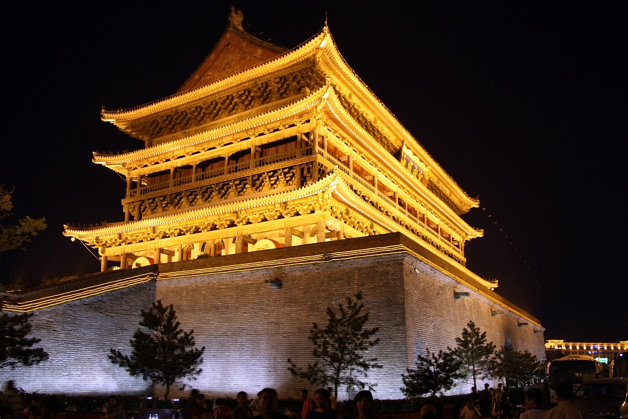 Evening Light Show and Shaanxi Dining in Style after the Terracotta Warriors in Xi’an