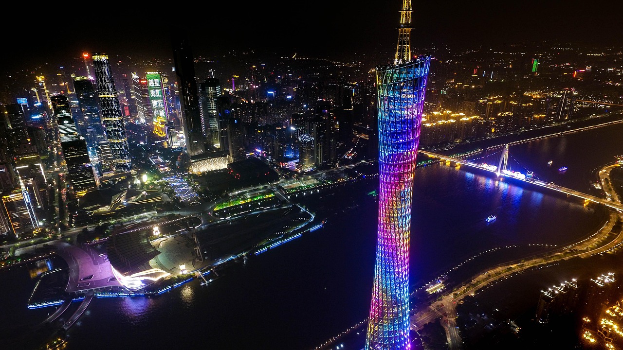 Canton Tower Guangzhou First Impressions and Design