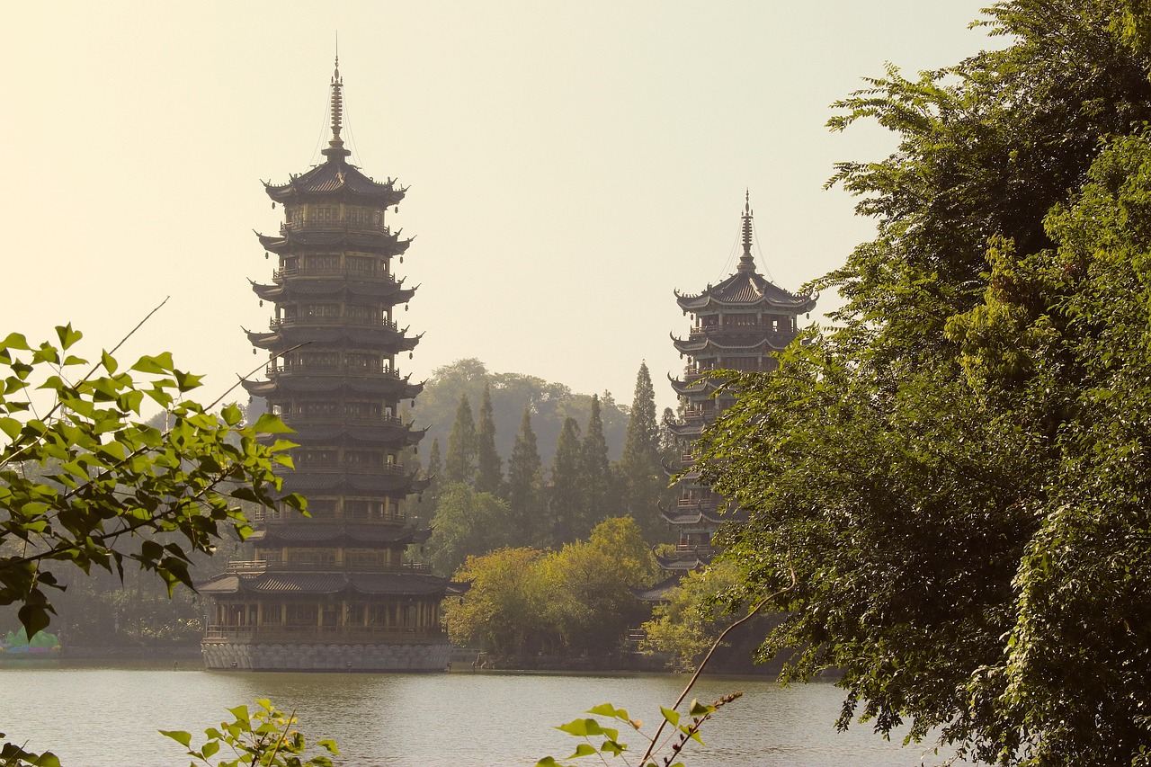 Planning your Elephant Trunk Hill tour in Guilin city with best time and transport