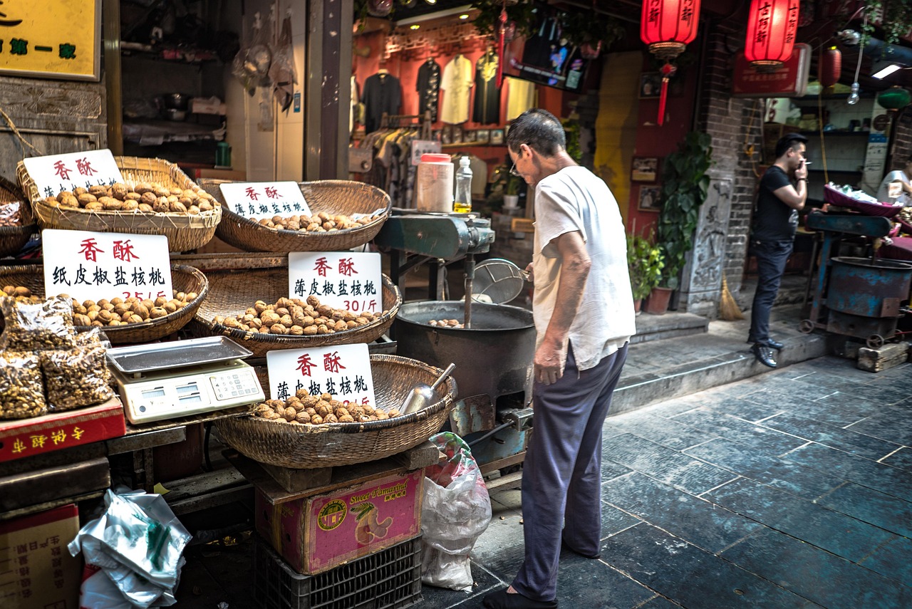 Xi an Muslim Quarter and Chinese street food tours in Xi an