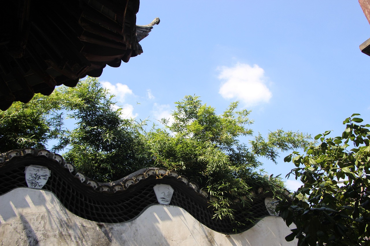 Yu Garden and Yuyuan uncover a quiet old city heart with classical pavilions
