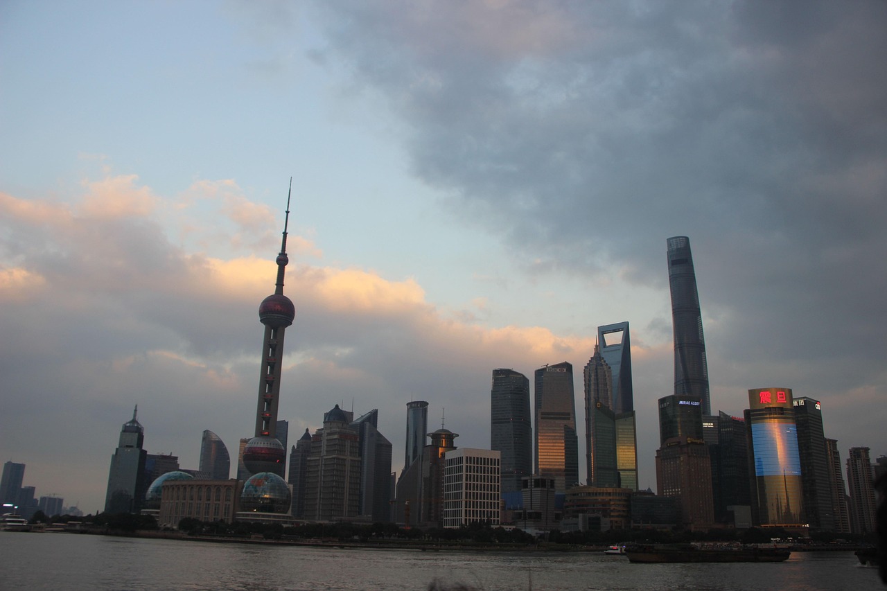 Pudong icons and observation deck moments in Shanghai Tower and the Oriental Pearl TV Tower