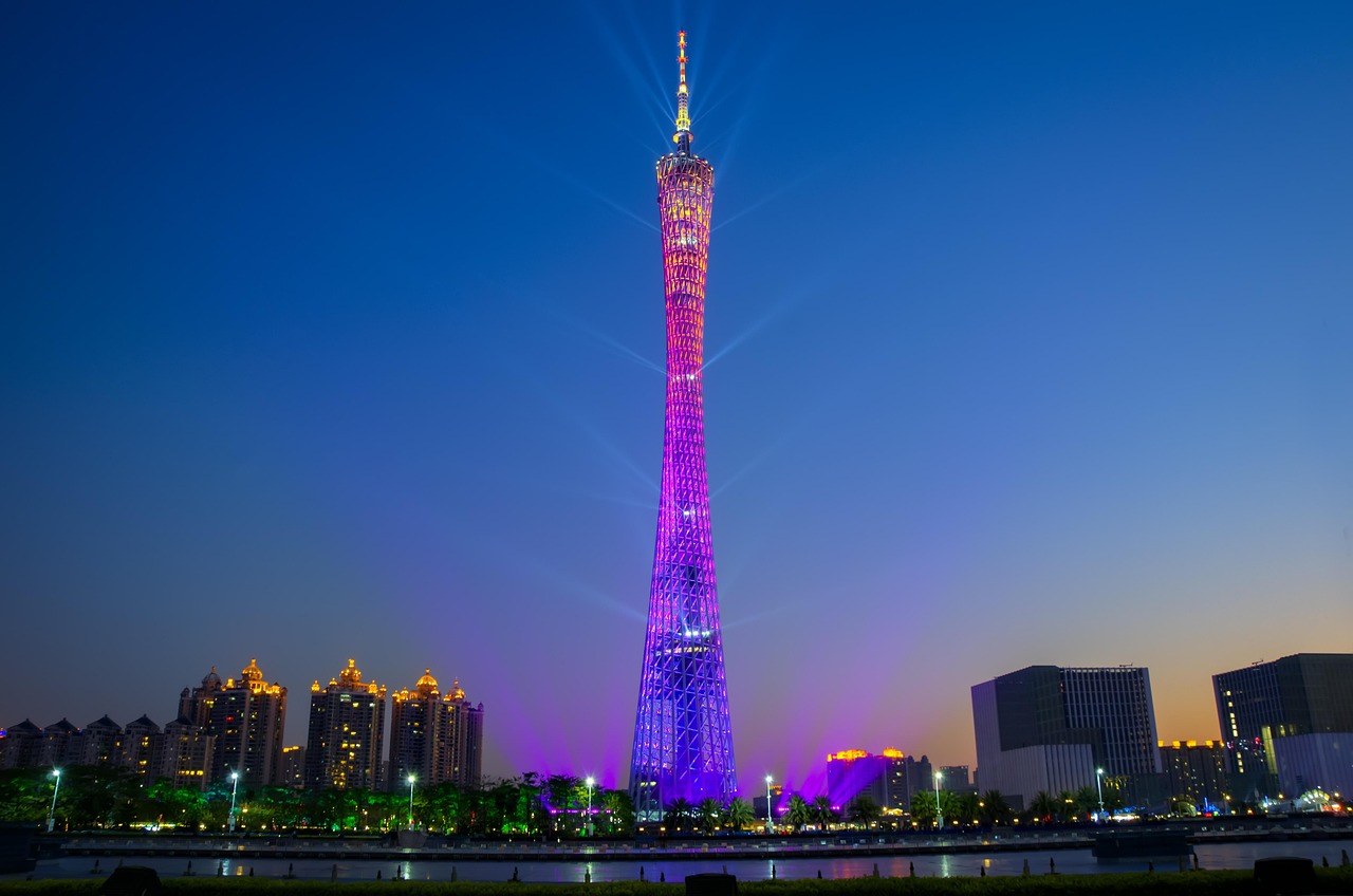Canton Tower sunset ritual in Haizhu District with glowing skyline views