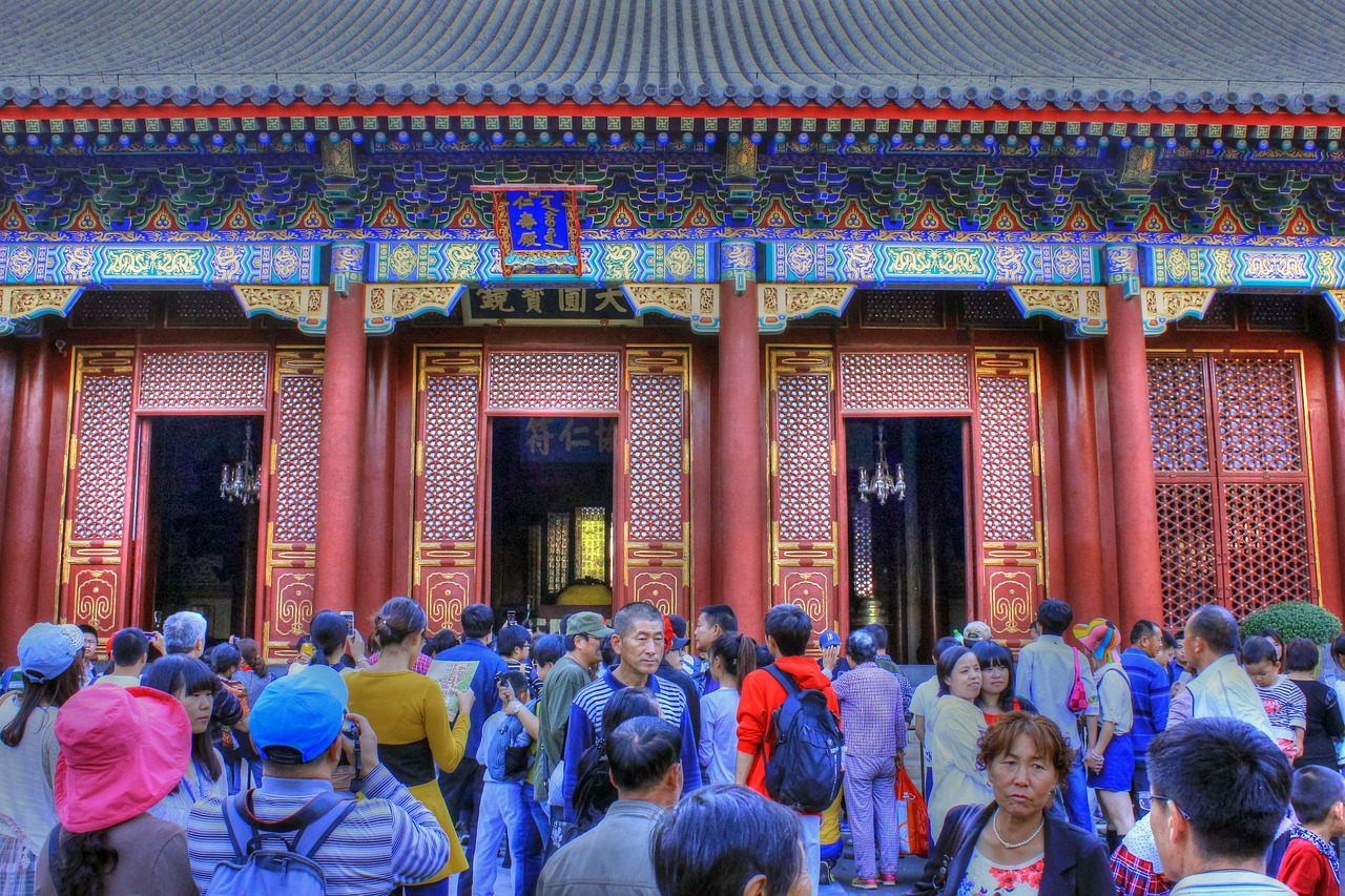 Designing a Seamless Arrival and First Morning at the Summer Palace with easy entry planning
