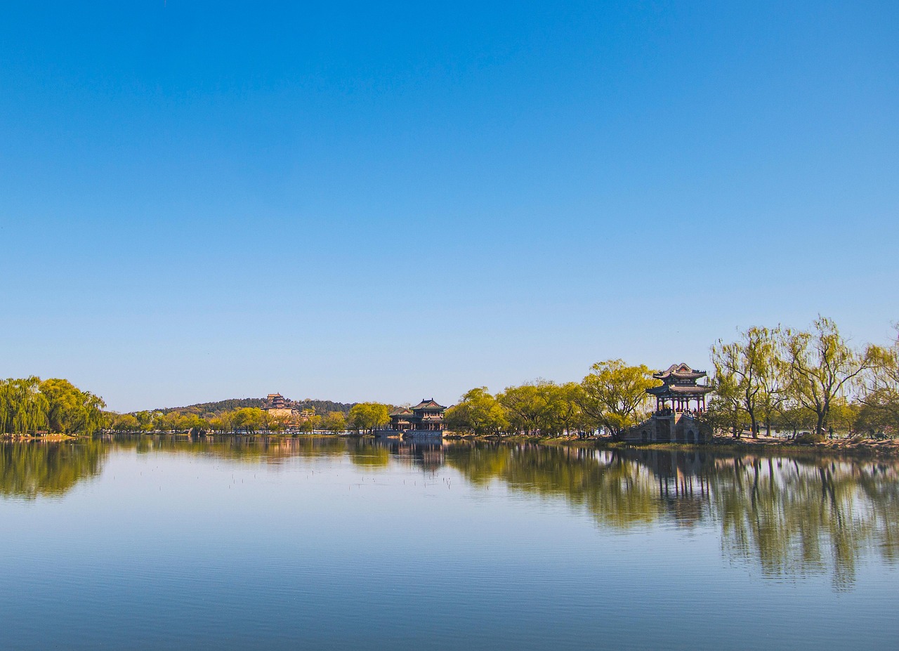 Longevity Hill and the Tower of Buddhist Incense Views at the Summer Palace