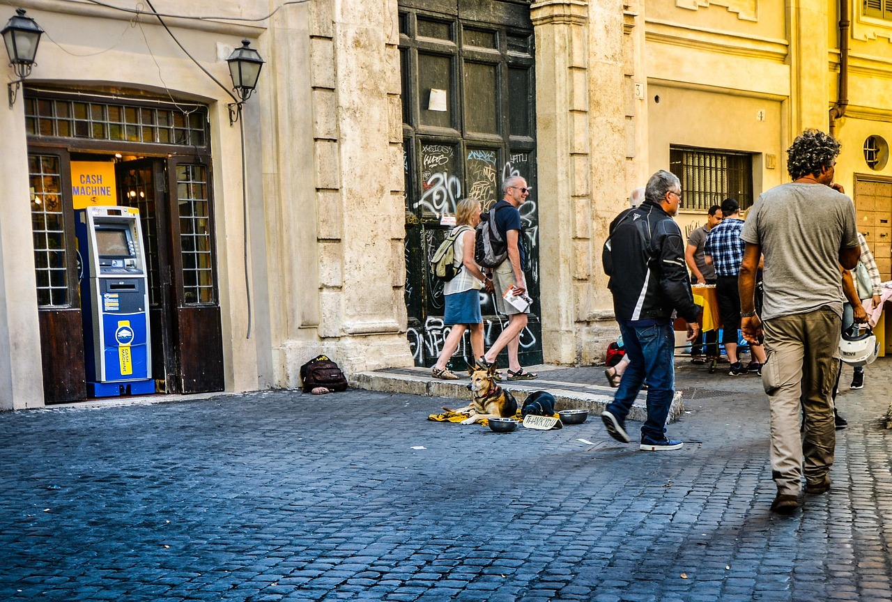 Trastevere at night with tour in Trastevere Rome food tour in Trastevere local cuisine