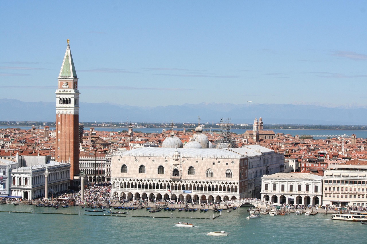 San Marco icons and a night-time gondola ride in Venice
