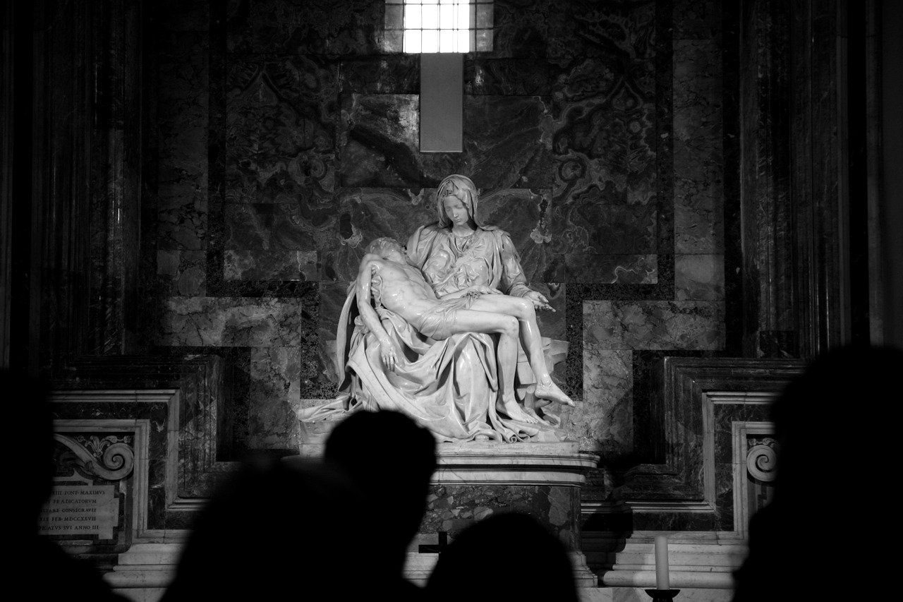 Inside St Peter’s Basilica Awe Scale and Michelangelo’s Pietà in Rome