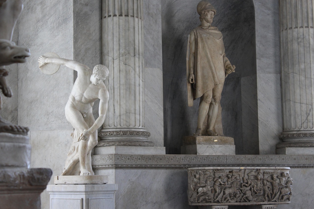 Rome’s Eternal City Colosseum to the Vatican Museums on a Rome Italy guided tour with crafted VIP pacing