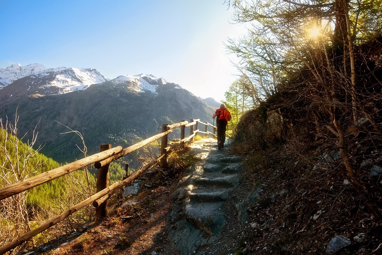 Sentiero degli Dei hiking for breathtaking sea views
