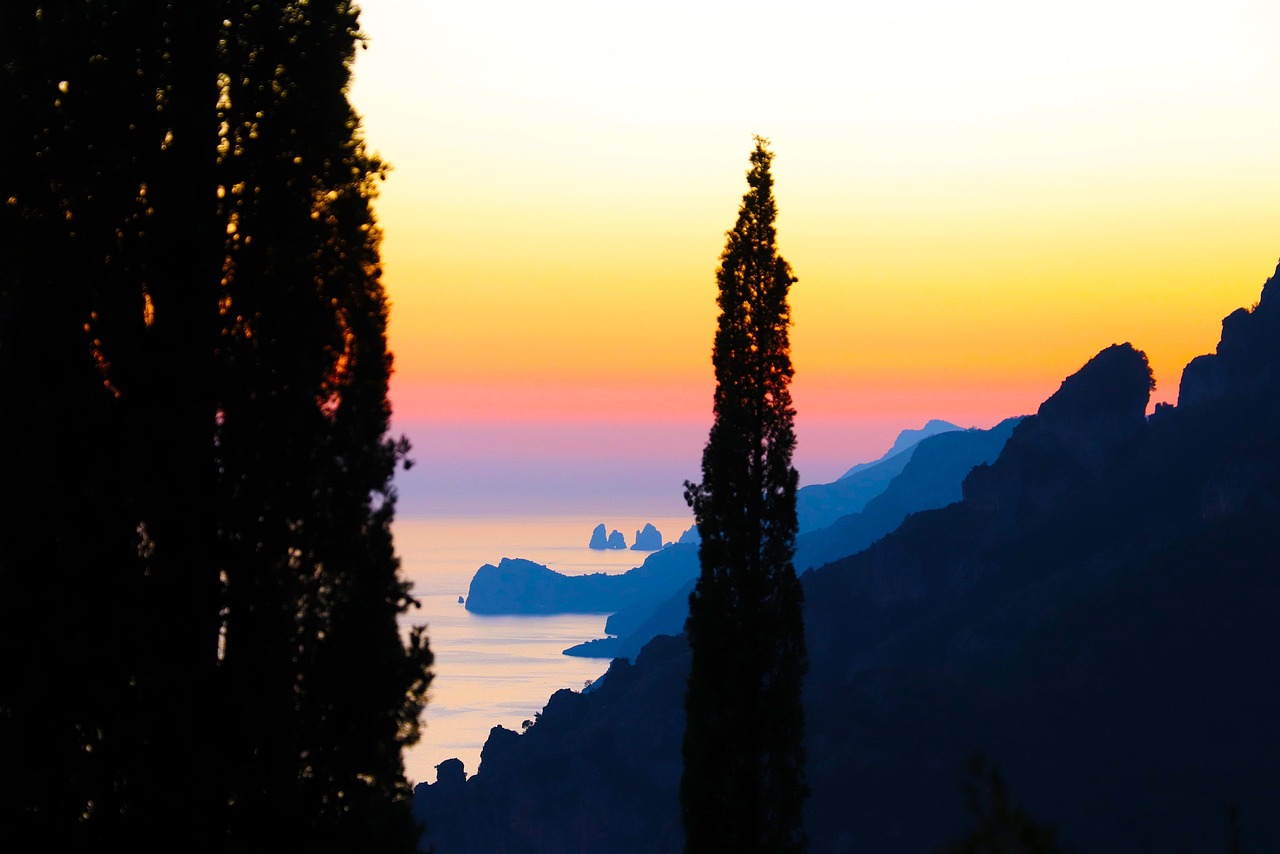 Path of the Gods Amalfi Coast plus Tuscany and Gran Paradiso in one crafted hiking map